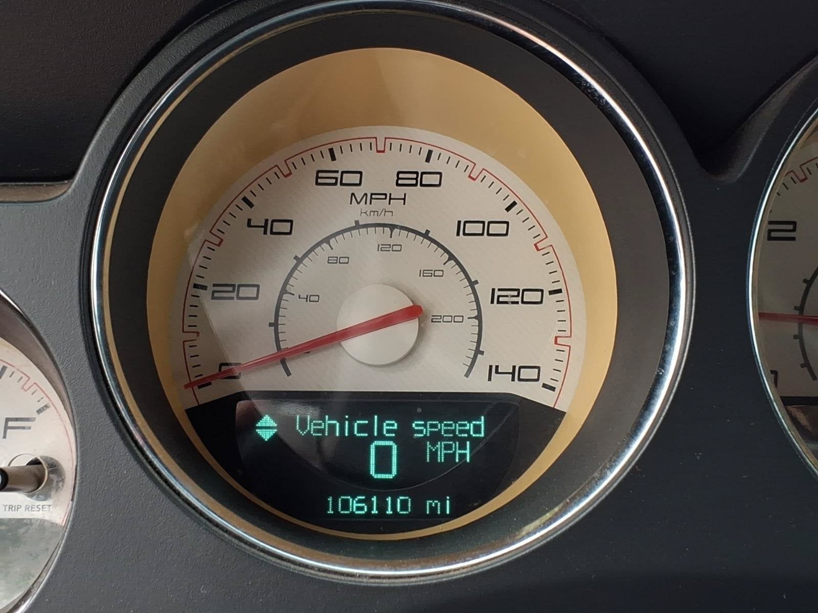 2013 Dodge Challenger SXT Plus