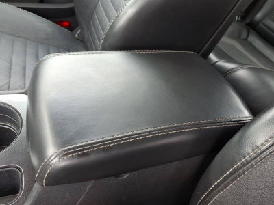 2013 Dodge Challenger SXT Plus