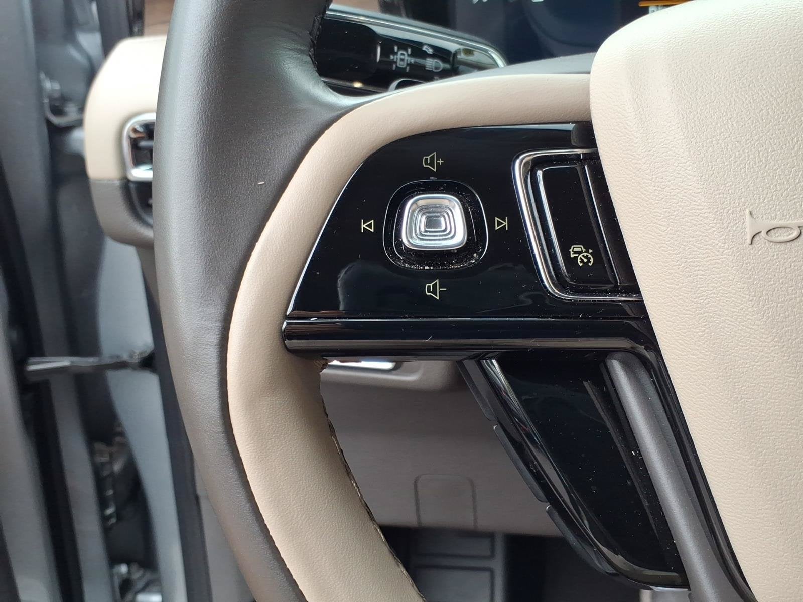 2024 Lincoln Corsair Reserve***SUPER CLEAN!!