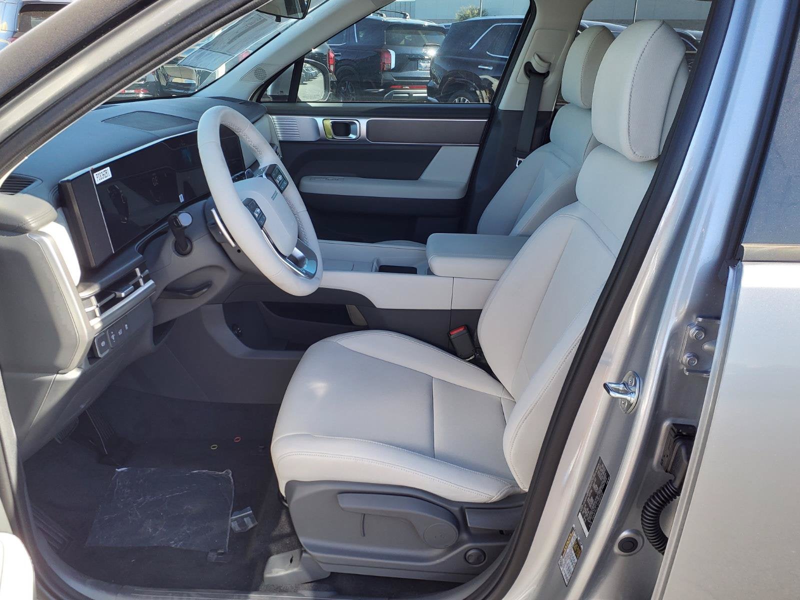 2027 Hyundai Santa Fe SE
