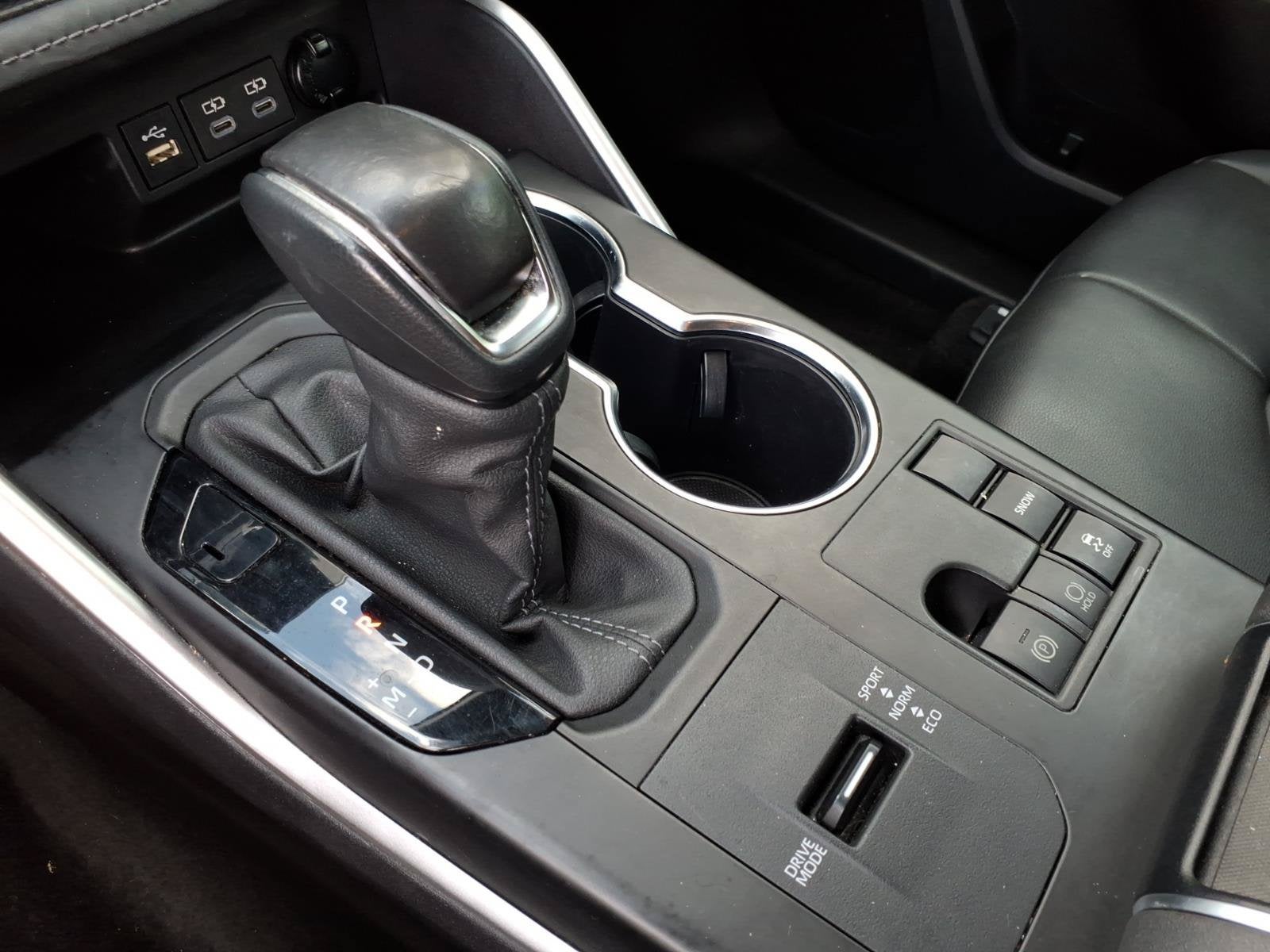 2023 Toyota Highlander Base