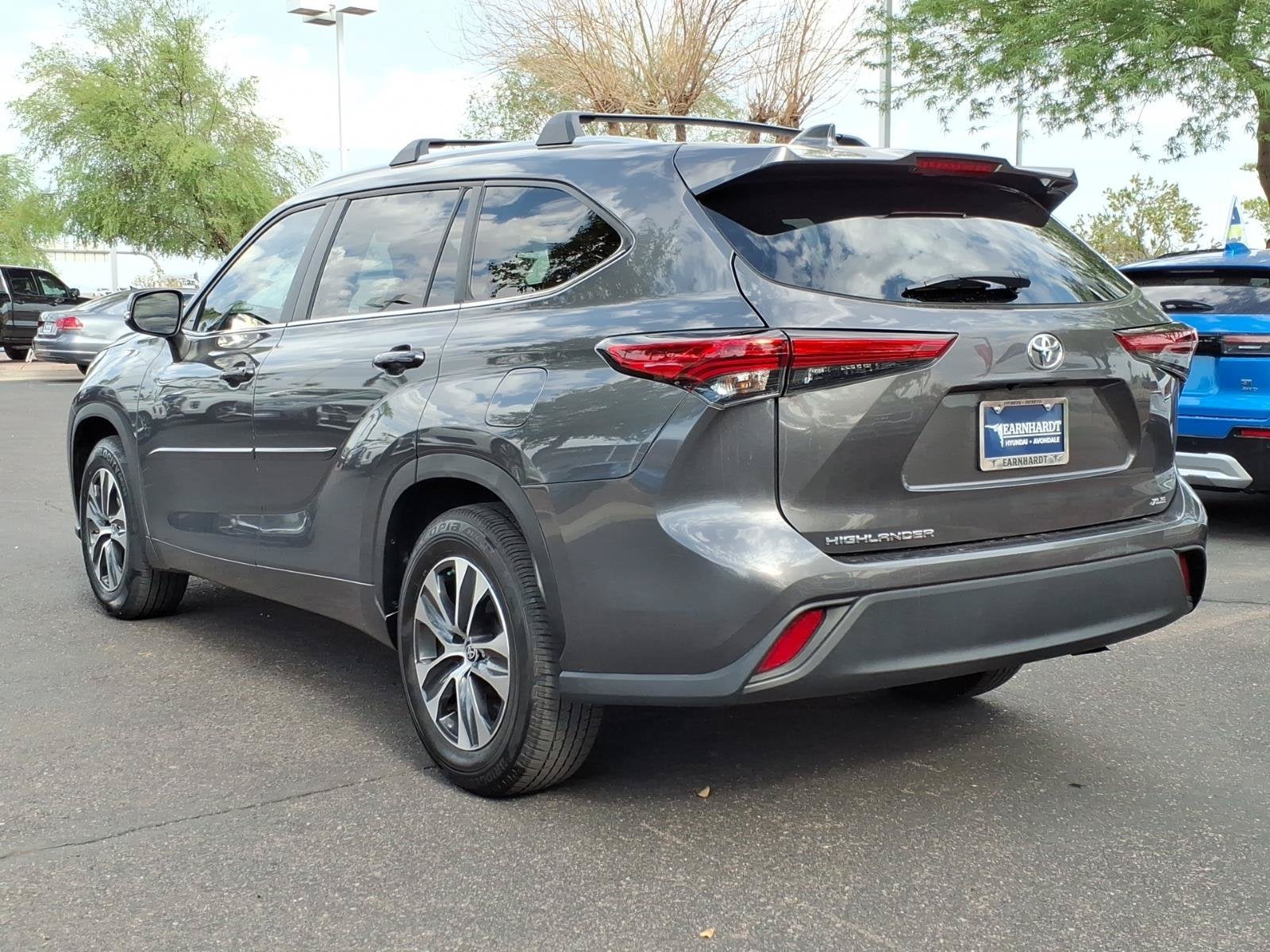 2023 Toyota Highlander Base