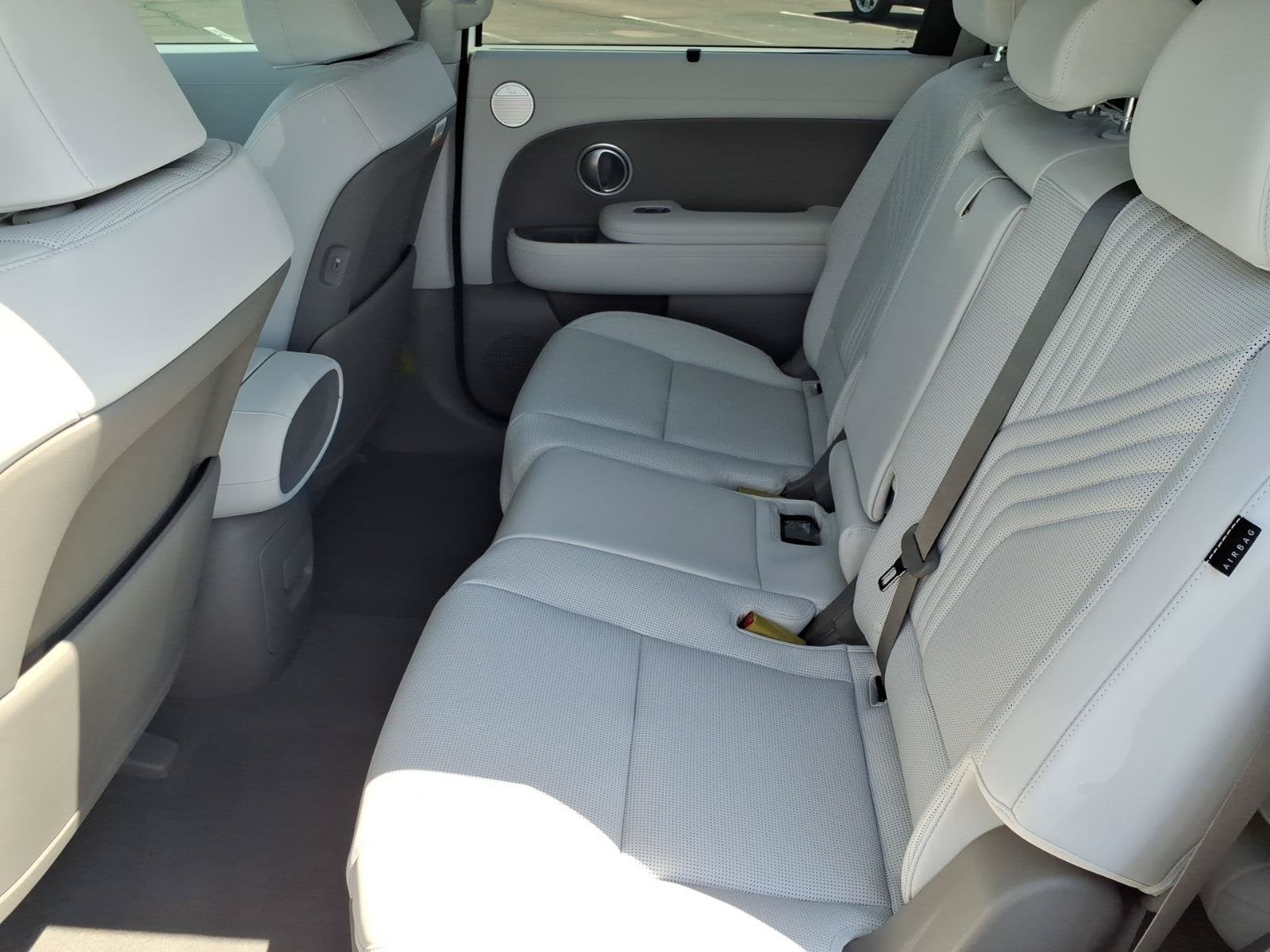2027 Hyundai Palisade Hybrid Blue SEL Premium 8P