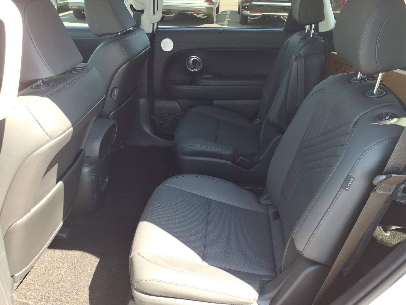 2027 Hyundai Palisade Hybrid Blue SEL Premium 7P