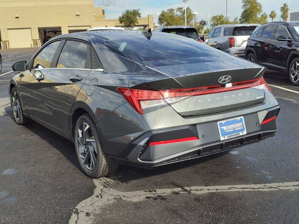 2025 Hyundai Elantra Limited