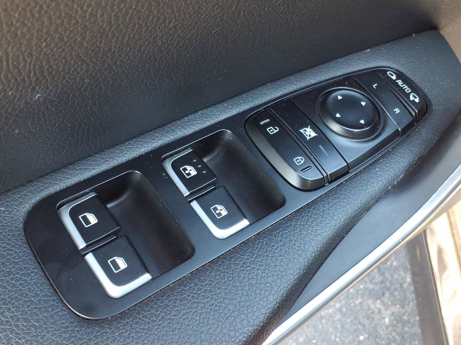 2019 Kia Stinger Base