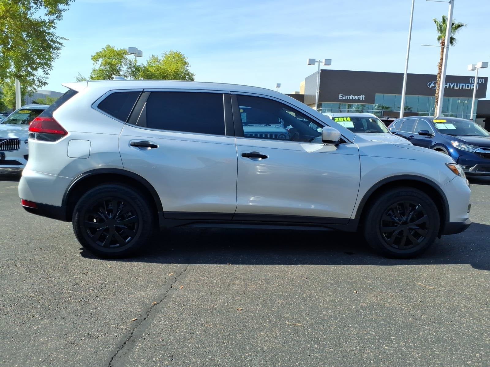 2018 Nissan Rogue S