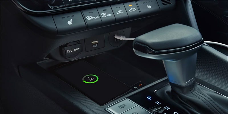 2024 Hyundai Elantra interior